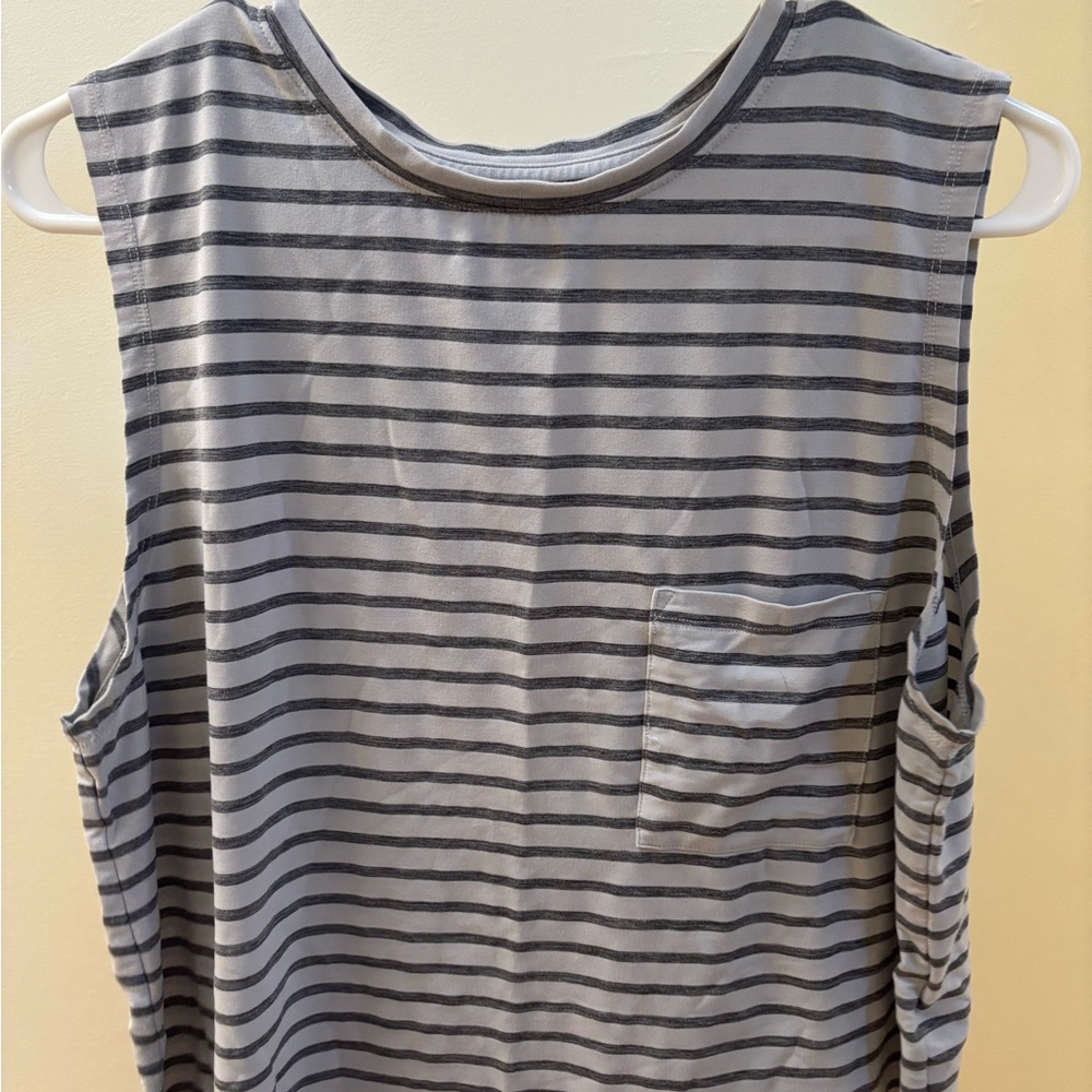 GAP Charcoal and Light Gray Striped Muscle Tee